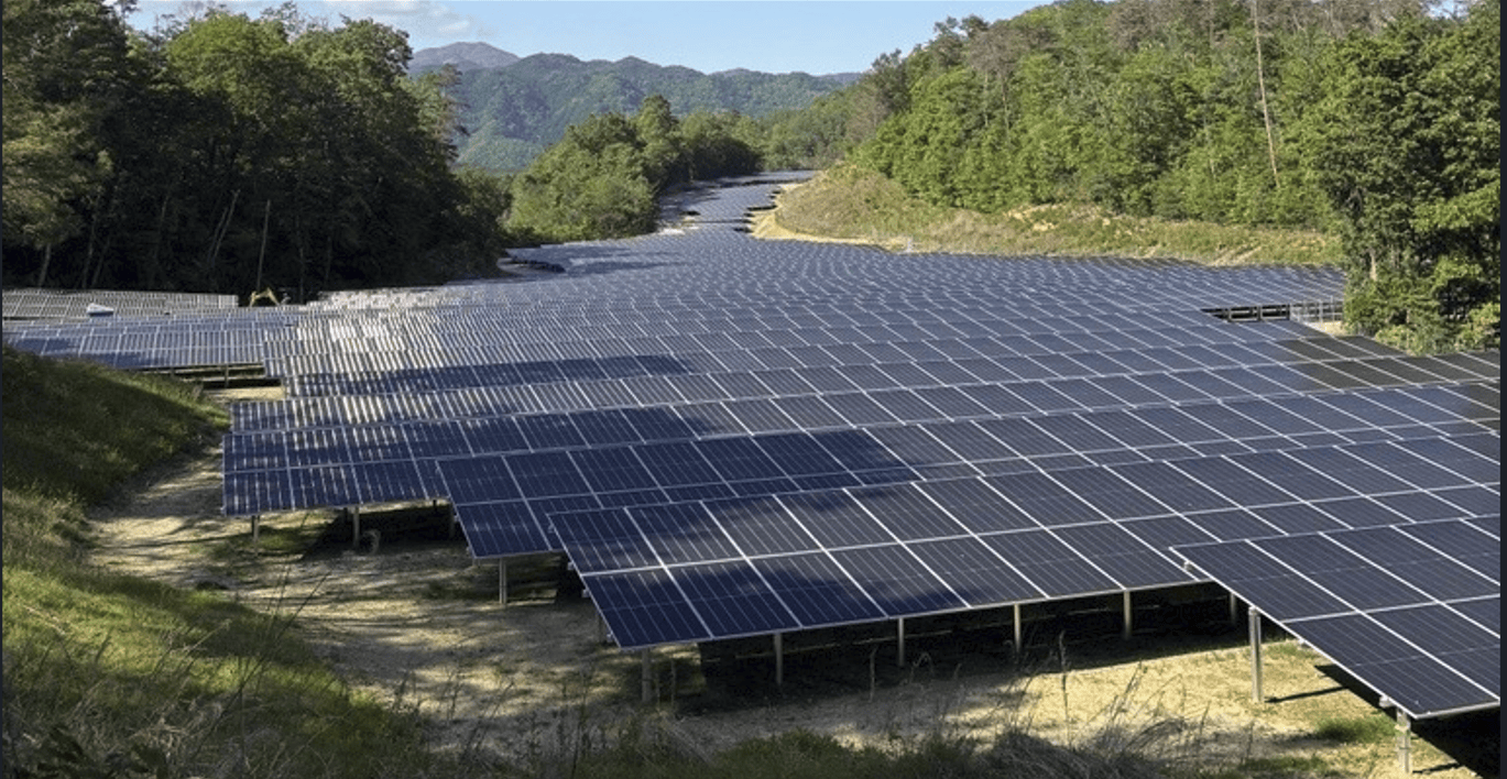 真庭太陽光発電所（72MW）